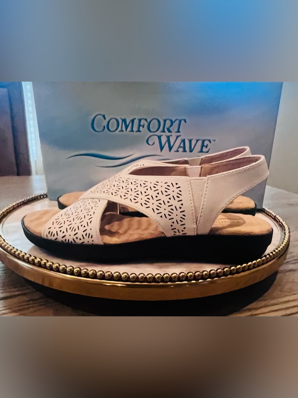 Easy Street Comfort Wave White Laser-Cut Slingback Sandals | Sz. 6 (NWB) - Picture 8 of 13